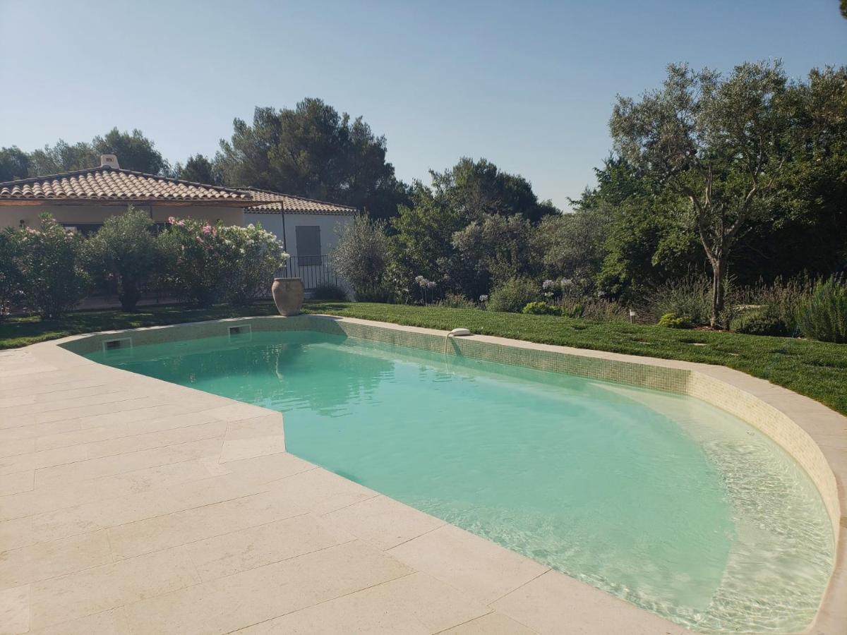 La Bastide D'Alix Bed and Breakfast Éguilles Εξωτερικό φωτογραφία