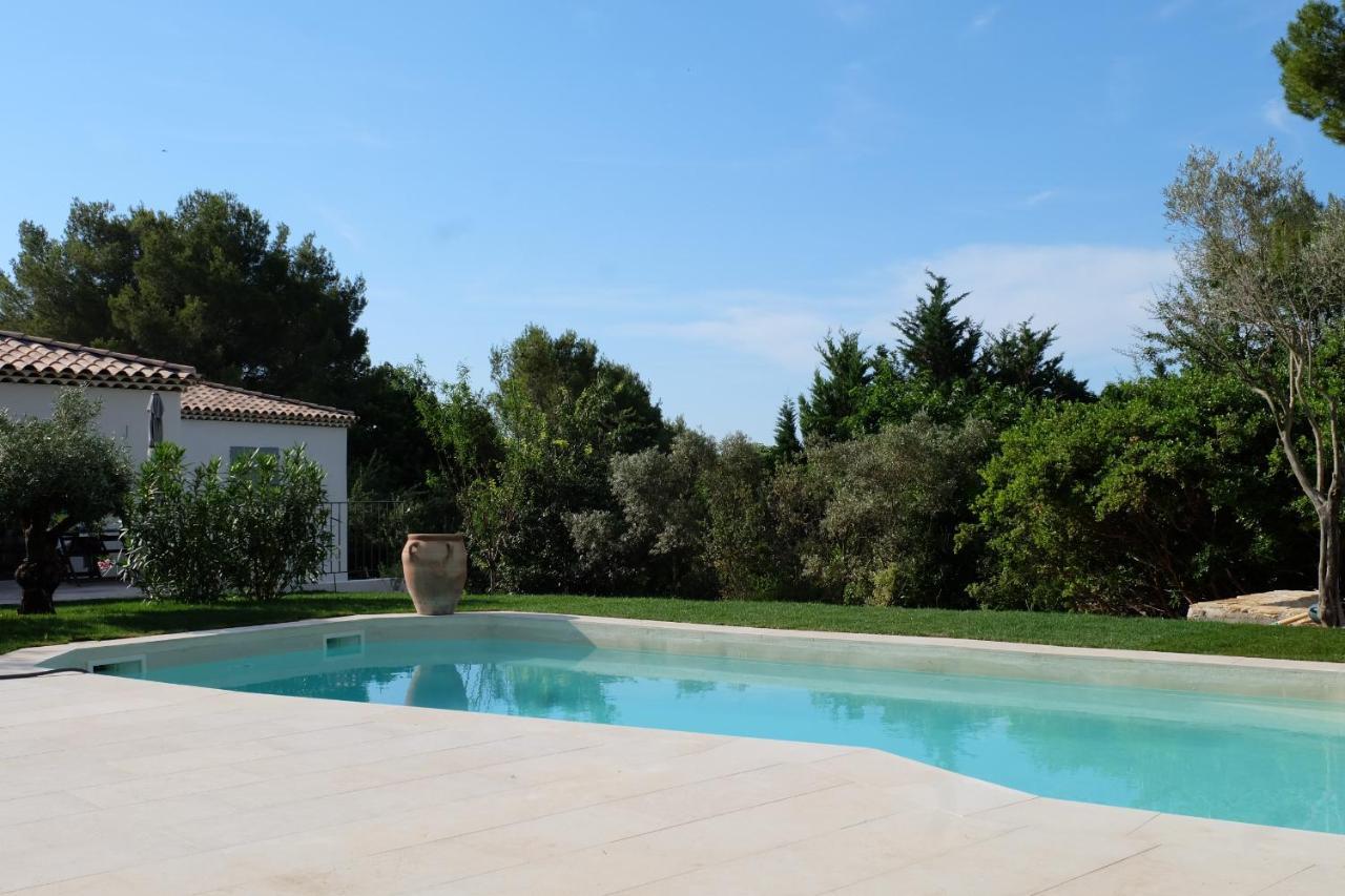 La Bastide D'Alix Bed and Breakfast Éguilles Εξωτερικό φωτογραφία