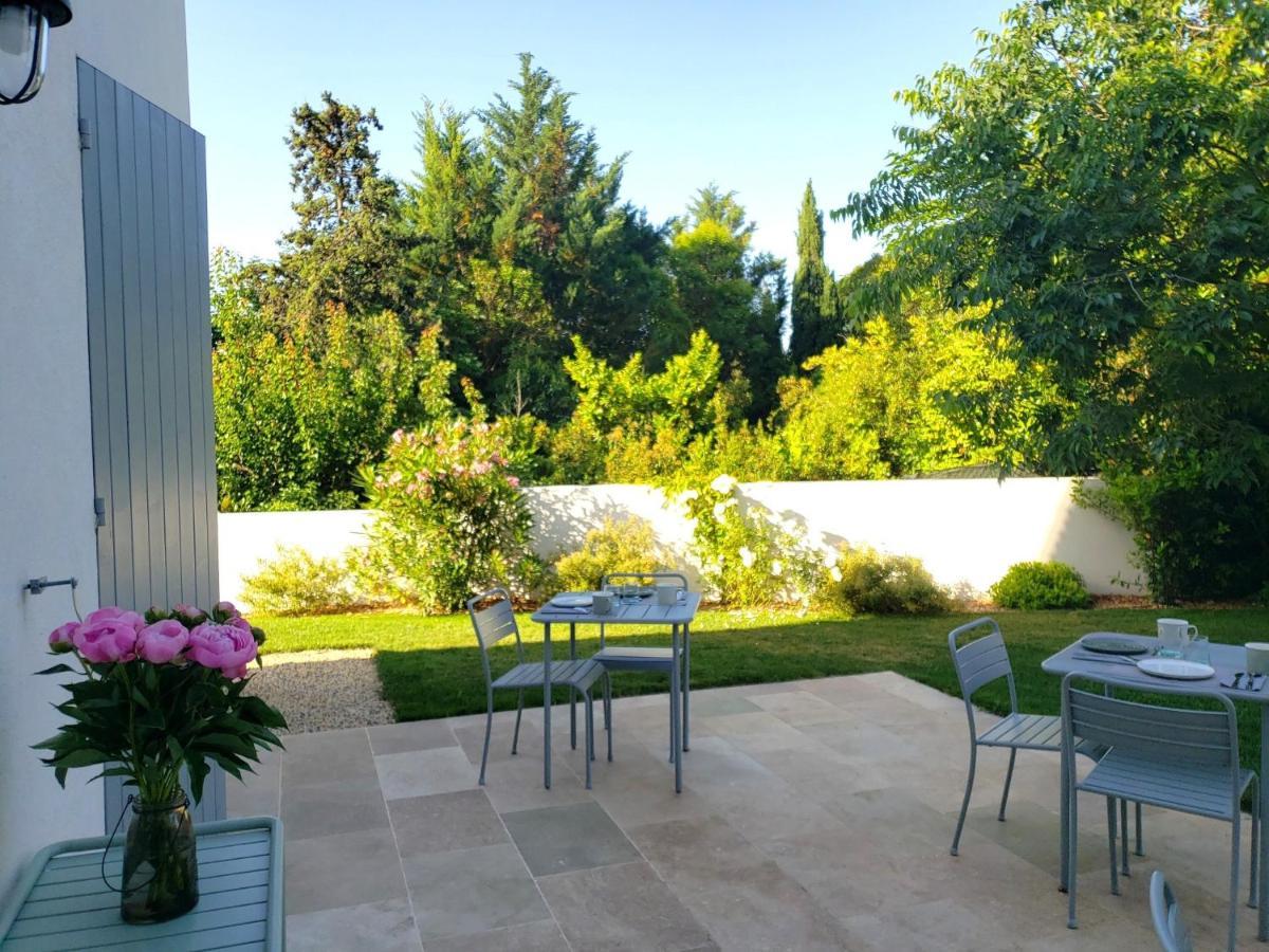 La Bastide D'Alix Bed and Breakfast Éguilles Εξωτερικό φωτογραφία