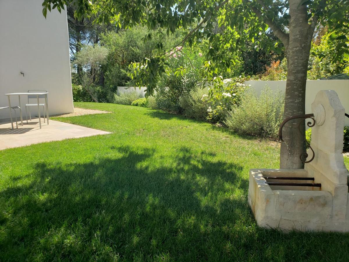 La Bastide D'Alix Bed and Breakfast Éguilles Εξωτερικό φωτογραφία