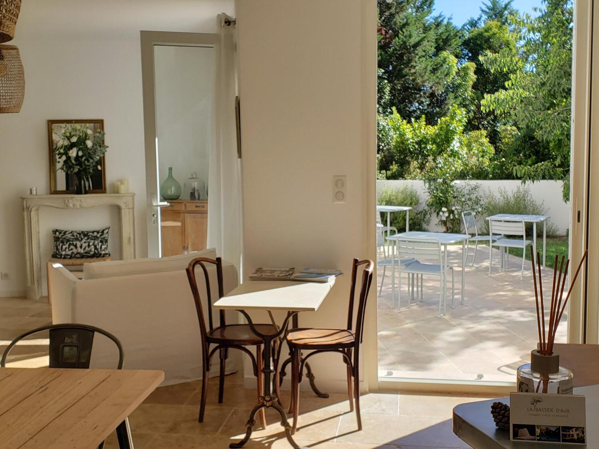 La Bastide D'Alix Bed and Breakfast Éguilles Εξωτερικό φωτογραφία